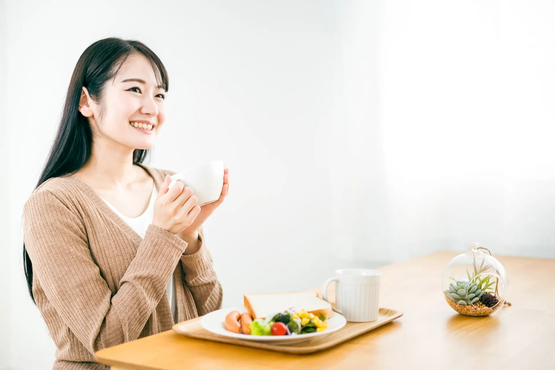 矯正中の食事はどうする？気をつけたいポイントと無理なく続ける工夫